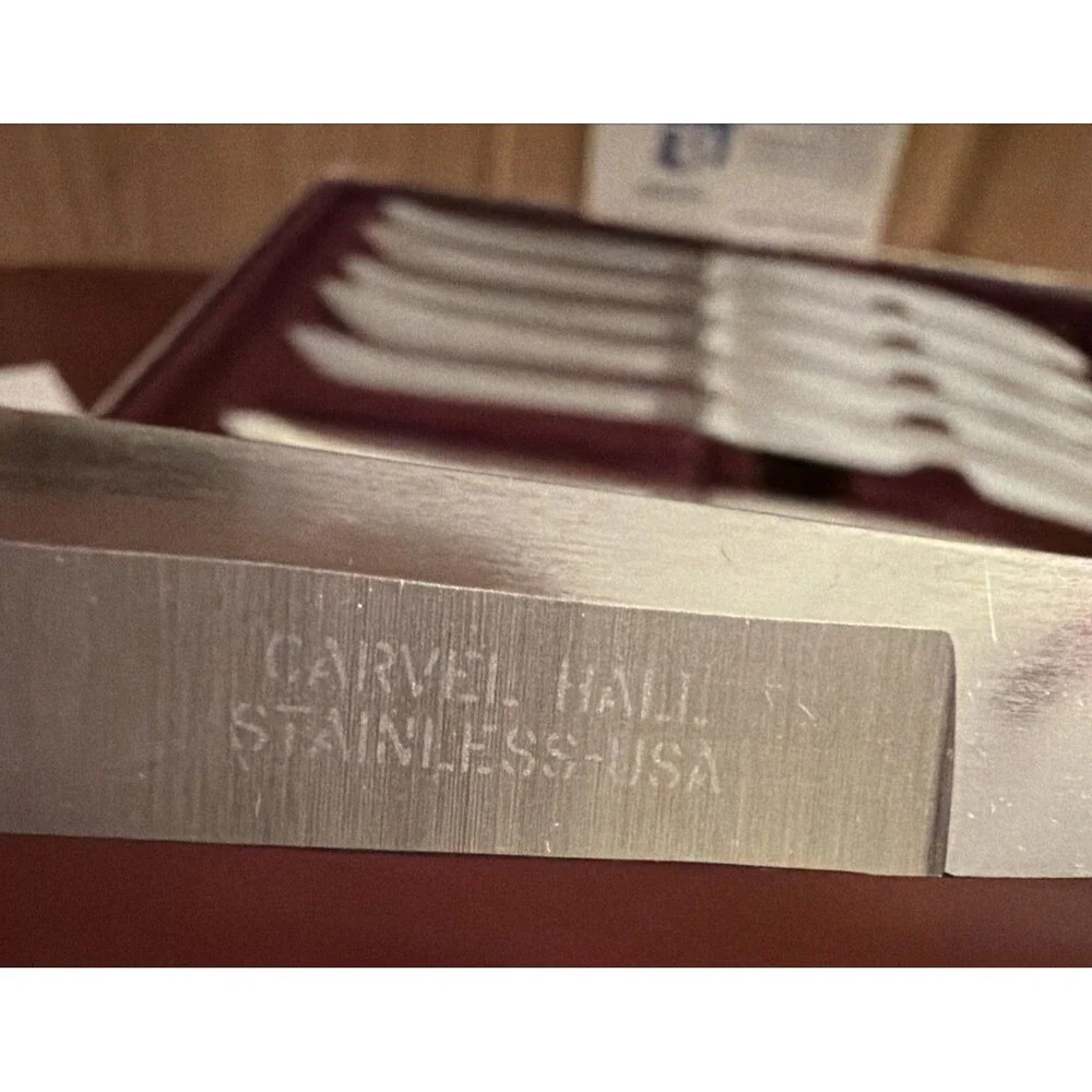 Carvel Hall Stainless Steel Steak Knives Vintage Set/8 In Box Made in USA.  EUC!